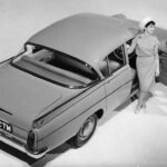 Inspirados por Buick, estos modelos británicos destacaban por sus aletas cromadas integradas con las luces traseras, parabrisas envolventes y pintura en tonos pastel. Con motores en línea de seis cilindros, ofrecían un pedazo de Americana adaptado al mercado europeo.