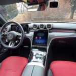 Pisando el acelerador entre 80 y 100 km/h (50‑62 mph), la propulsión explosiva desafía los 2.000 kg del CLE 63, ofreciendo sensaciones de superdeportivo sin comprometer el confort.