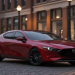 El Mazda3 Turbo ofrece sensación premium con opción de tracción total por menos de 38.000. Maneja con precisión, el interior es de alto nivel y se siente distinto al resto. Consume más que sus rivales, pero compensa con calidad y disfrute al volante.