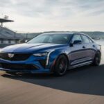 El CT4-V Blackwing es el extremo deportivo: manual, sonido y enfoque de pista. Infiniti no iría tan lejos, pero inevitablemente sería comparado en prestaciones y carácter.