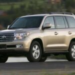 Hay generaciones para todos los gustos: Series 40, 60, 80, 100 y 200, además de los Lexus LX derivados. Todos son fiables y muy buscados, lo que mantiene los precios altos incluso con muchos años encima.
