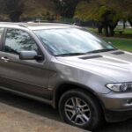 Las versiones con caja automática de 5 velocidades mostraron problemas serios: entradas en punto muerto, cambios bruscos y fallos totales. Reparaciones complejas y elevadas en coste.