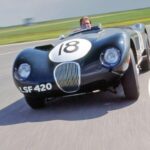 Hoy, cada C-Type se subasta por alrededor de 3 millones de dólares. Su combinación de ingeniería ligera, potencia y éxito en competición lo hace un icono del automovilismo clásico, consolidando a Jaguar en la élite de los deportivos históricos.