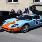 La Heritage Edition de 2006 destaca por su pintura clásica y conexión directa con la historia de Ford en competición. Con precios de mercado entre 600.000 y 800.000 dólares, se considera la versión más icónica del GT moderno. Los ejemplares de bajo kilometraje y con documentación original generan interés constante entre coleccionistas.