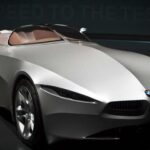 Reescribió lo que entendemos por carrocería. En lugar de metal, utilizó una piel textil elástica sobre una estructura móvil. El coche cambiaba de forma: los faros emergían de pliegues, el capó se abría como alas. Parecía un ser vivo. Más que un automóvil, era una reflexión sobre el futuro del diseño. Demostraba que incluso las ideas más imprácticas pueden abrir caminos inesperados.