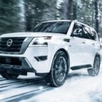 El Nissan Armada combina comodidad y motor V8 a un precio competitivo. Su enfoque es un SUV grande y tradicional, con conducción suave y interior espacioso, aunque no tan amplio como algunos rivales. Destaca por confort y practicidad, sin pretender ser deportivo ni ágil en curvas.