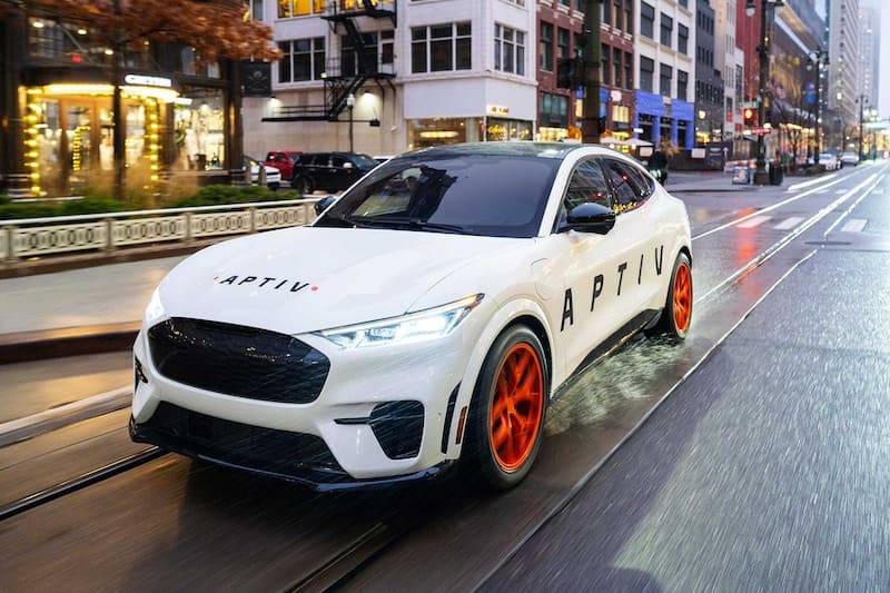 aptiv-powers-the-intelligent-edge-from-automotive-to-robotics-at-ces-2026-2