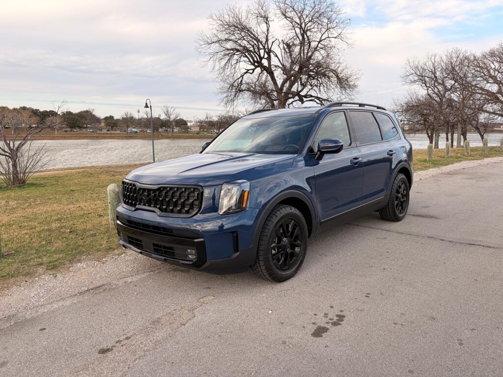 Frontal 3/4 del nuevo Telluride SX-Prestige X-Pro