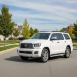 Modelos como Sequoia, Tundra, Corolla y Camry superan el promedio con facilidad; chasis resistentes y bajo óxido permiten millas interminables.