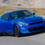 El auto que obligó a los superdeportivos a replantear precios. Los primeros GT-R hoy se venden entre USD 50.000 y 65.000. Su V6 biturbo y la tracción integral siguen ofreciendo prestaciones de otro nivel, aunque la caja requiere atención especializada.