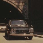 Un clásico japonés con historia. Representa la evolución de Brian hacia una mirada más madura del automovilismo.