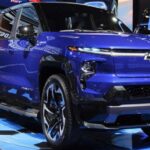 Imponen presencia y capacidad, pero para la mayoría son excesivas. Consumen mucho, son enormes y las versiones equipadas cuestan como un sedán de lujo.