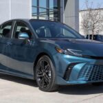 Precio promedio: USD 20.811
El Camry quedó sexto con el 1,7% del mercado. Bajó un puesto respecto al año anterior, pero sigue siendo el sedán usado más popular del país y el vehículo usado más vendido en California.