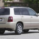 Si bien es un modelo confiable en general, hay años problemáticos. La Highlander Hybrid 2006, y las versiones 2008 (híbrida y convencional), acumulan muchas quejas y recalls. El modelo 2019 también registra más reclamos de lo normal, especialmente por fallas electrónicas y transmisión. No son casos masivos, pero conviene tenerlos en cuenta.