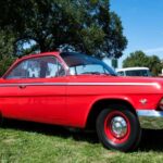 El Chevrolet Bel Air 409, especialmente el modelo de 1962, fue otro gran exponente del músculo clásico. Su V8 409 ofrecía distintas configuraciones de potencia, destacando por su aceleración.

Su diseño icónico y su rendimiento lo hicieron muy popular entre pilotos de drag y aficionados, asegurando su estatus como clásico.