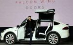 Tesla enfrenta una fuerte depreciación: "Más que frustrado".