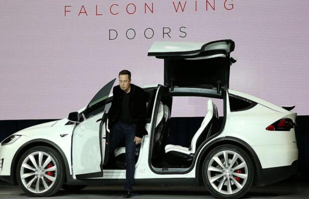 Tesla enfrenta una fuerte depreciación: "Más que frustrado".