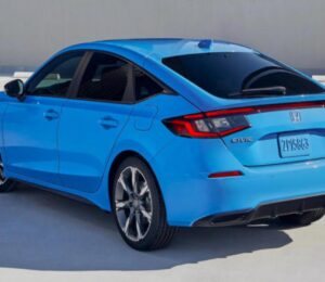 Autos nuevos más inteligentes, pero más problemáticos: ¿por qué la tecnología está fallando?