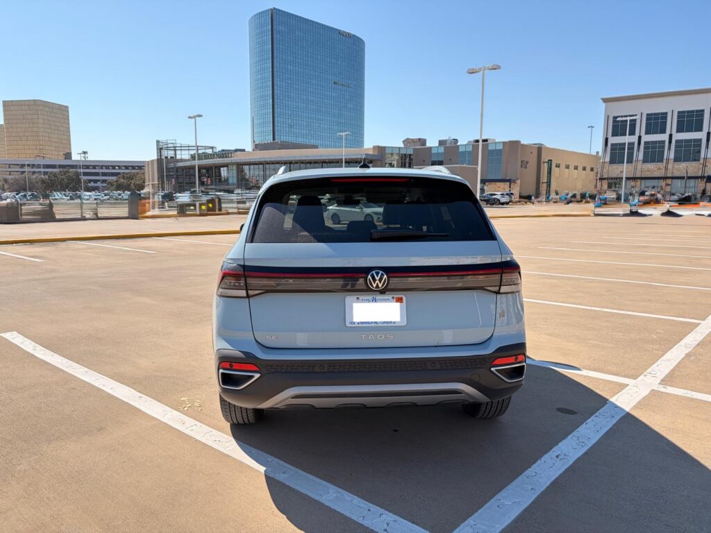 Trasera de una Taos 2026