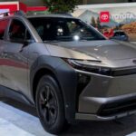 Toyota ha anunciado el lanzamiento de cuatro nuevos SUV eléctricos para finales de 2026: el bZ, el C-HR, el bZ Woodland y el Highlander EV 2027. Según David Christ, vicepresidente de Toyota North America, 