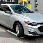 El Malibu fue durante años un clásico sedán familiar, pero la caída del segmento lo dejó sin lugar. Su producción ya se detuvo para dar paso a proyectos eléctricos y eso impactará en la reventa. Al estar muy ligado a flotas de alquiler, su imagen ya venía debilitada frente a rivales más valorados.