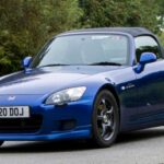 Fabricado entre 1999 y 2009, es uno de los últimos roadster puros. Su motor VTEC capaz de superar las 8.000 rpm y su caja manual precisa lo convierten en un coche de culto. Las unidades originales y sin modificaciones son cada vez más escasas, lo que impulsa su valor.