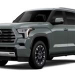 39,1% de probabilidad de superar las 250.000 millas

El Toyota Sequoia es un auténtico referente en durabilidad. Es 9,1 veces más probable que alcance las 250.000 millas que un SUV promedio (4,3%). Expertos destacan su excelente calidad de construcción y robustez mecánica, además de ofrecer una garantía de tres años/36.000 millas y cinco años/60.000 millas para el tren motriz.