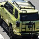 Con una probabilidad del 32,9%, el Toyota 4Runner sigue de cerca a la Sequoia. Su construcción body-on-frame y ejes sólidos reduce fallos electrónicos y mecánicos complejos. Propietarios reportan recorridos superiores a 250.000 millas regularmente, demostrando que este SUV está diseñado para quienes valoran la longevidad por encima de los lujos.