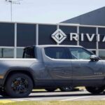 La startup eléctrica Rivian apareció como un rival prometedor frente a Tesla, pero los usuarios reportan problemas de fiabilidad y escasa disponibilidad de servicio. Aunque la lealtad de marca es alta, la falta de soporte robusto limita la experiencia positiva de conducción y genera frustración entre los propietarios.