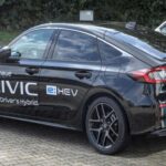 El Honda Civic Hybrid equilibra eficiencia con dinámica de manejo destacada. Es considerado referencia entre los compactos por calidad general y valor de reventa.