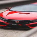 Simple, eficiente y extremadamente durable. Es común ver Civics con más de 200.000 millas funcionando sin problemas, con costos de mantenimiento muy bajos.