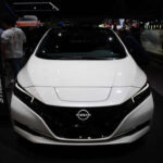 El Nissan Leaf es el único modelo de gran volumen en esta lista. A pesar de su importancia histórica en el desarrollo de los eléctricos, su tecnología ha quedado desactualizada frente a nuevos competidores. Esto se traduce en una depreciación cercana al 64% en cinco años.