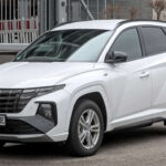 El Tucson ofrece una conducción cómoda y una gran cantidad de tecnología de seguridad. Su garantía es una de las mejores del mercado: 5 años o 60.000 millas de garantía básica y 10 años o 100.000 millas para el tren motriz.

Además, Hyundai incluye tres años o 36.000 millas de mantenimiento gratuito, lo que reduce significativamente los gastos iniciales.