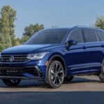 El Volkswagen Tiguan sigue siendo uno de los SUV compactos más espaciosos del segmento. Con buena dotación de seguridad, manejo europeo y promociones que incluyen bonos de hasta USD 3.500 según versión, se posiciona como una opción racional para familias. Con precios entre USD 28.000 y USD 38.000, las promociones actuales lo vuelven competitivo frente a rivales japoneses.