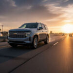 El Chevrolet Tahoe con motor V8 de 6.2 litros ha presentado fallos graves en algunos casos, obligando a reemplazos completos de motor. General Motors enfrenta críticas por estos problemas, y los concesionarios temen asumir ese riesgo mecánico.