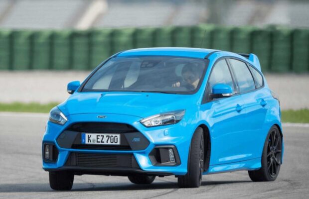 Ford Focus RS 2018: el deportivo compacto que ahora puedes conseguir por 30.000 dólares.