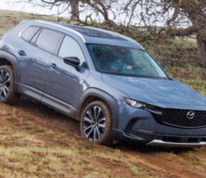 Mazda CX-50 2026: Un SUV que mantiene su esencia y se reinventa.
