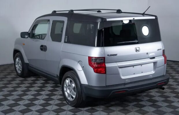 Honda Element 2011: un SUV peculiar de 16 años que vale lo de uno nuevo.