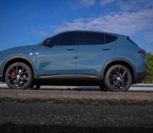 Dodge Hornet: el SUV estadounidense que se conduce como un Alfa Romeo por solo 25.000 dólares.