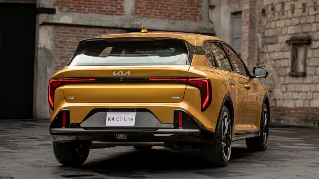 Kia K4 Hatchback 2027 en México: Precios, versiones y análisis frente a los SUV