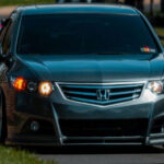 El Honda Accord con motor 2.4 litros es un ejemplo clásico de durabilidad. Mecánica sencilla, mantenimiento accesible y una vida útil que supera sin problemas los 300.000 km si se cuida.