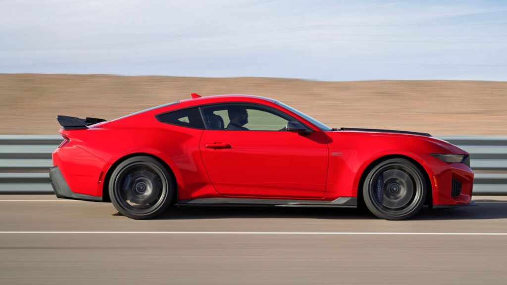 Ford Mustang Dark Horse SC Analisis, precio y llegada a México