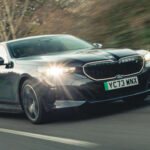 El BMW i5 es la evolución eléctrica del Serie 5. Ofrece hasta 370 millas de autonomía y versiones tanto familiares como berlina, algo único en este segmento.