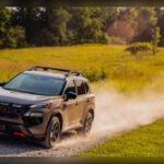 El Honda CR-V mantiene una puntuación de fiabilidad de 83/100 y sigue siendo una referencia del segmento. Disponible en gasolina e híbrido, ofrece espacio, refinamiento y costes de mantenimiento contenidos. Su historial mecánico sólido lo convierte en una de las apuestas más seguras a largo plazo.