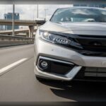 El Honda Civic Hybrid 2026 demuestra que se puede ahorrar sin renunciar al placer de conducción. Entrega 200 caballos, acelera de 0 a 100 km/h en torno a 7,5 segundos y alcanza 44 mpg, cifras brillantes para un compacto. Además de su comportamiento refinado, destaca por su calidad de construcción y costes contenidos, factores clave para mantener valor con el paso del tiempo.