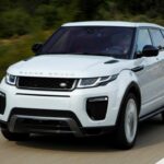 El Range Rover Evoque conserva la esencia de la marca, con un diseño que sigue cautivando a todos los que lo ven. Su interior combina cuero, tecnología de vanguardia y un sistema de infoentretenimiento completo. Con un precio promedio de 14.525 $, es uno de los SUV más reconocibles y con mayor estatus que se pueden adquirir por menos de 20.000 $.
