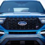 Ford demuestra que no todo es cilindrada con este V6 EcoBoost biturbo. En su versión híbrida, alcanza los 494 CV, combinando eficiencia y rendimiento. Este motor ha impulsado modelos como el Explorer ST o el Lincoln Aviator, ofreciendo prestaciones de deportivo en un formato SUV.