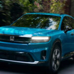 El Honda Prologue es la apuesta eléctrica de la marca para 2026. Con una batería de 85 kWh y una autonomía cercana a los 500 km, destaca por su enfoque en la simplicidad y la durabilidad. Además, cuenta con garantía de hasta 160.000 kilómetros en su sistema eléctrico.