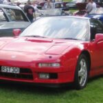 Un antes y un después en los superdeportivos. Motor central, confiabilidad japonesa y uso diario real. Desarrollado con aporte de Ayrton Senna.