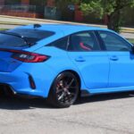 Honda mantiene su clásica fórmula de fiabilidad y practicidad. Con un precio medio de 32.111 dólares y modelos icónicos como Civic o Accord, su coste de mantenimiento a cinco años se sitúa en torno a los 2.140 dólares. Es una marca que no falla: fiable, eficiente y con excelente valor de reventa, ideal para quienes buscan seguridad a largo plazo.